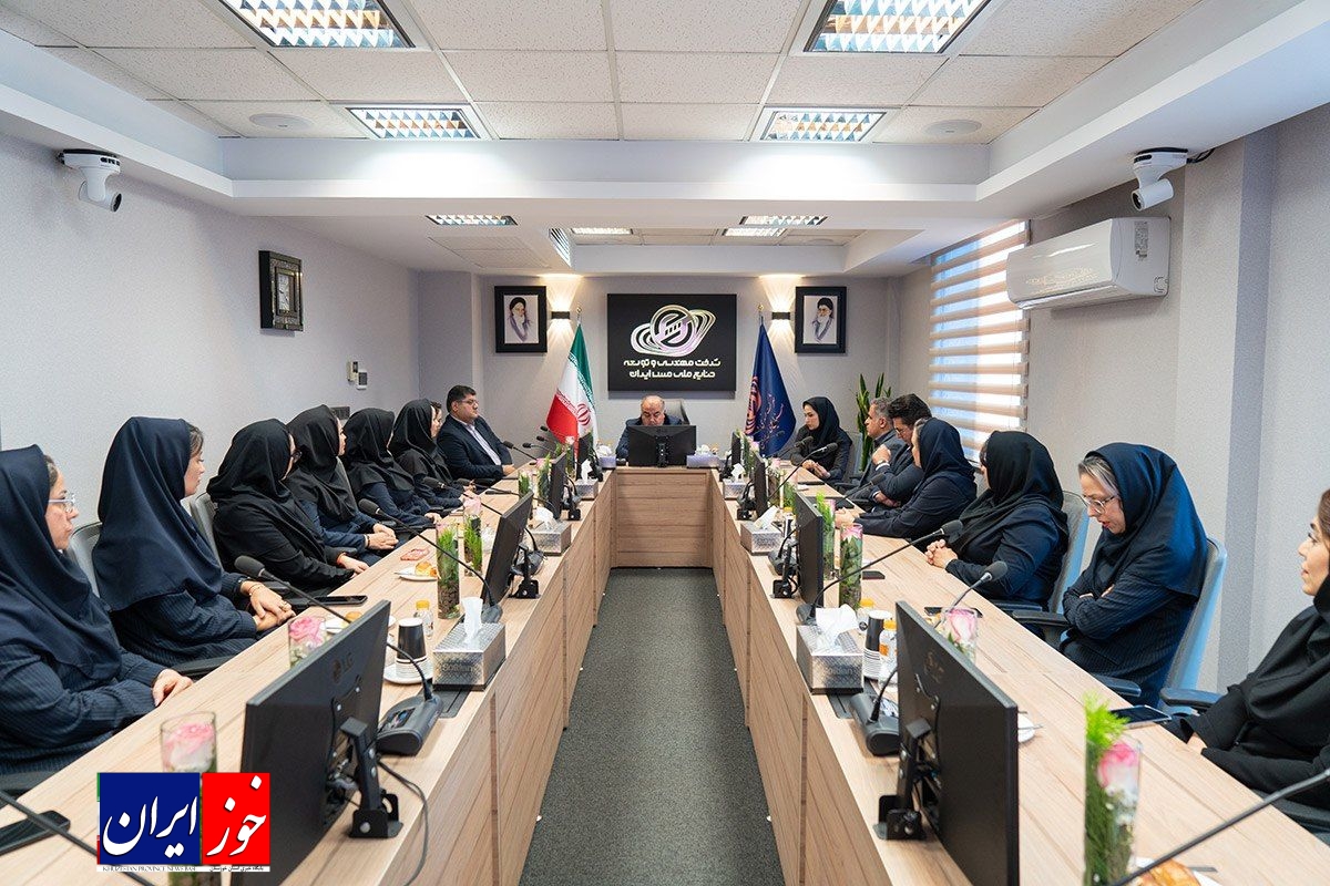 احمدی: زنان شایسته باید در مناصب کلیدی مدیریتی بیش از پیش نقشآفرین باشند احمدی: زنان شایسته باید در مناصب کلیدی مدیریتی بیش از پیش نقشآفرین باشند