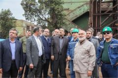 سید محمد اتابک، وزیر صنعت، معدن و تجارت پس از بازدید از بخشهای تولیدی آسیب دیده شرکت فولاد خوزستان